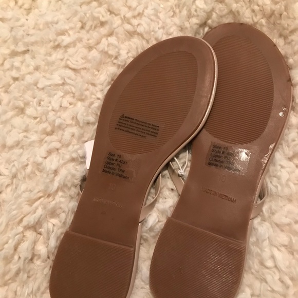 Sandals - Picture 3 of 3